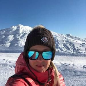 Meet your Posher, Nora